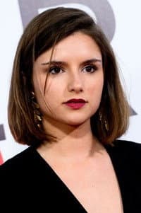 Helena Ezquerro in Primavera en el Frente