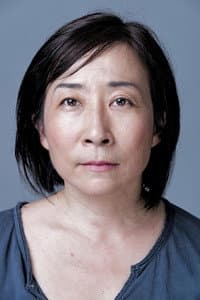 Rina Ota in Ultravioleta