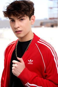 Sebastian Perez in The Expanding Horizon