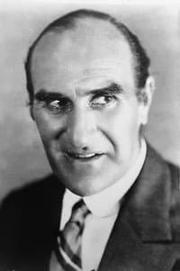 Ernest Torrence in The Pony Express