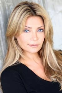 Cindy Valentine Leone in Gang Boys