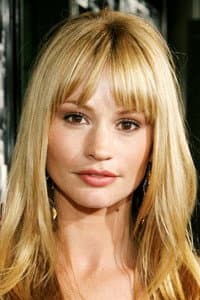Cameron Richardson in Bridal Boot Camp
