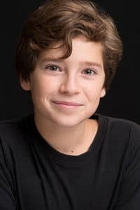 Alejandro Serrano in Un mal menor
