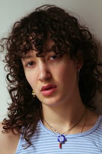 Mathilde Riu in Dossier 137
