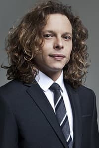 Eduardo Frazão in Os Terríveis