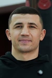 Israil Madrimov in Anthony Joshua vs. Francis Ngannou