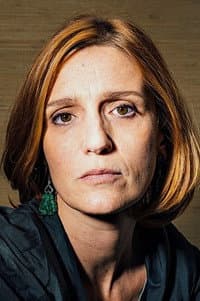 Beatriz Batarda in O Lobo Solitário