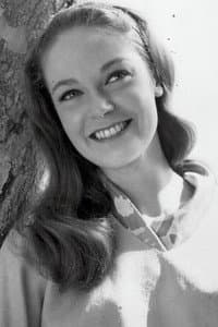 Elizabeth Hartman in Full Moon High