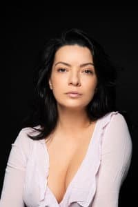Anca Dinicu in Haita de acțiune