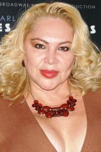 Paola Gaer in Duelo de perros
