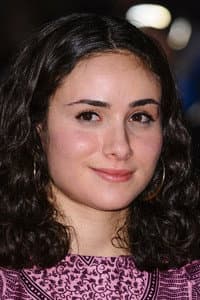 Yasmin Paige in Ramona & The Chair
