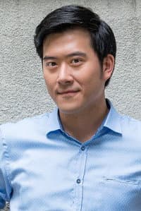 Way Wang in 3904英呎