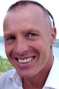 Claus Gerving in Mellem træerne