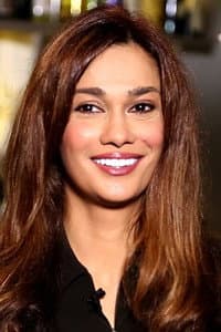 Kavita Sidhu in Layar Lara