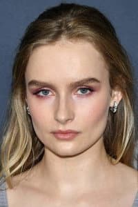 Olivia DeJonge in Red Christmas: Making 'Better Watch Out'