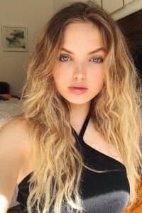 Giovanna Chaves in Fazendo Meu Filme