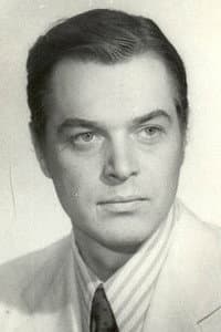 Aleksandr Ovchinnikov in Прошлогодняя кадриль