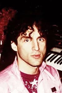 Tommy Mandel in Bryan Adams: MTV Unplugged