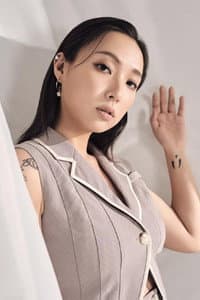 Angel Lee in 啵me之我的青春住了鬼