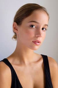 Alba Baptista in Change
