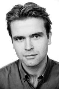 Kasper Antonsen in Halogen