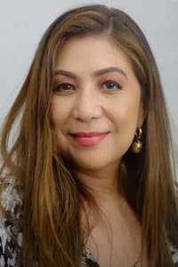 Vivian Velez in Bikining Itim