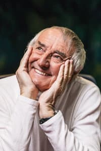 Brian Dewhurst  in Cirque du Soleil: Nouvelle Expérience