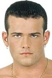 Everett Sloan in Muscle Manhunt