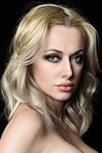 Alexandra Frantsevich in Theresa & Allison