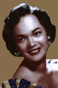 Sylvia La Torre in Ang Maestra