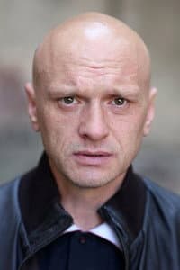 Aleksey Devotchenko in Летящие по ветру листья