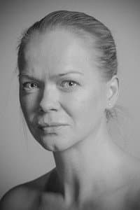 Anna Sarna in Adaptacja
