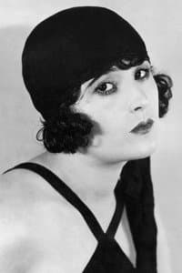 Margaret Livingston in Haunting Shadows