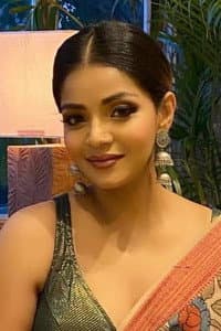 Arunima Ghosh in ঠাম্মার Boyfriend