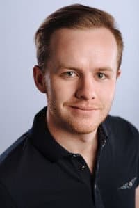 Mackenzie McDonald in Tooth