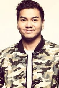 Darius Tan in 302