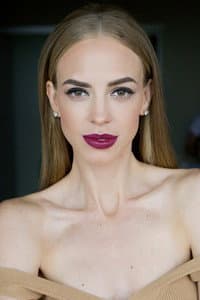 Nadezhda Sysoeva in Папу маме заверни