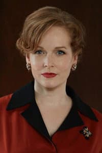 Chelah Horsdal in Elegy