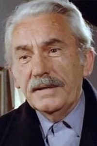 Lütfü Seyfullah in Bir Adam Yaratmak