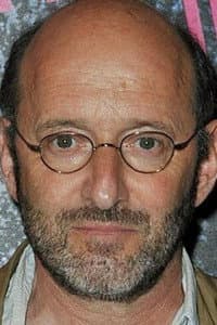 Gilles Gaston-Dreyfus in Agatha Christie contre Hercule Poirot : Qui a tué Roger Ackroyd ?