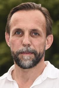 Gotthard Lange in Barfuß bis zum Hals