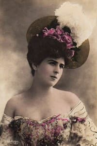 Madeleine Carlier in La danseuse de Siva
