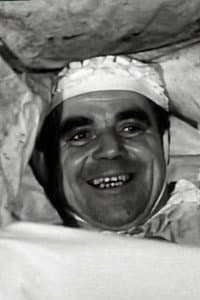 Lucien Camiret in L'ours
