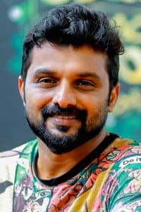 Sudhi Koppa in Vaarikkuzhiyile Kolapathakam
