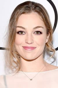Lili Simmons in Fat Kid Rules The World