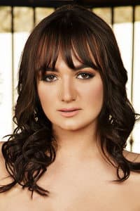 Charlotte Cross in Reina Reborn