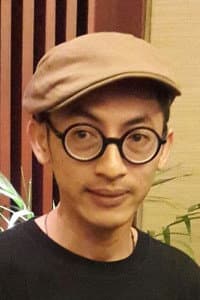 Rendra Bagus Pamungkas in Mengejar Embun ke Eropa