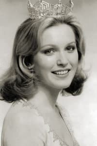 Dorothy Benham in American Royalty