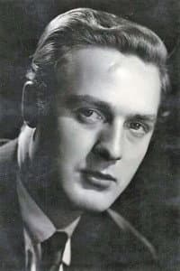 Mario Berriatúa in Hombre acosado