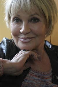 Hannele Lauri in Yösyöttö